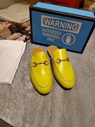 Gucci Horsebit 1955 Mocassins de Couro Amarelo Slip-On 4