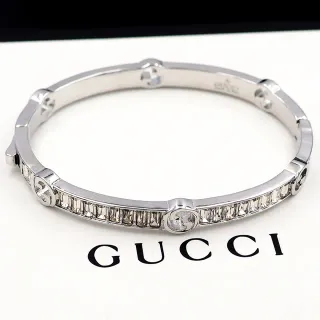 Gucci Interlocking G باغيت كريستال سوار بنجل