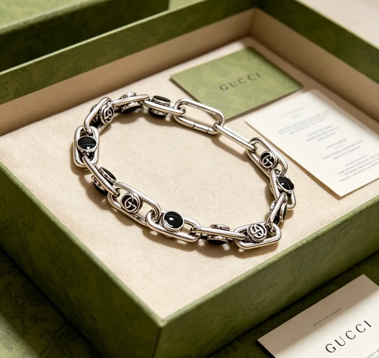 Gucci Interlocking G Chain Silver and Black Bracelet 3