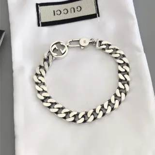 Gucci Interlocking G Curb-Link Silver-Tone سوار