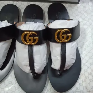 Gucci Marmont Slide 黑色皮革 金色扣 拖鞋