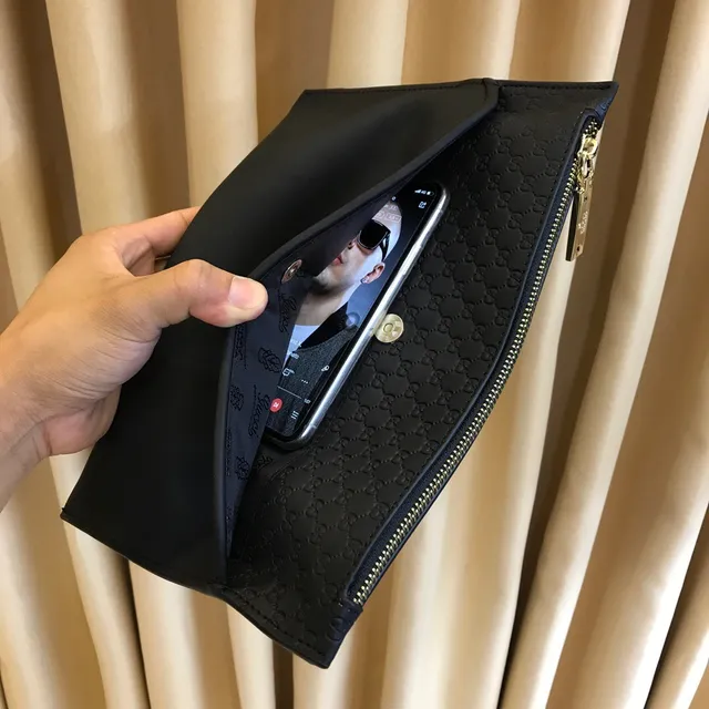 Gucci Ophidia काला सोने का मैट लेदर एम्बॉस्ड GG Monogram ट्रिम लिफाफा क्लच 4