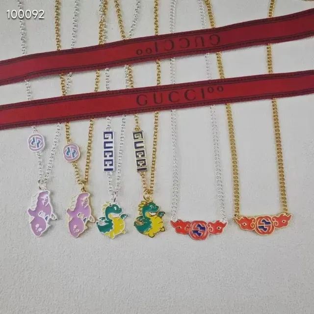 Gucci Pink Gold Enamel Pendant Chain-Link Necklace 7