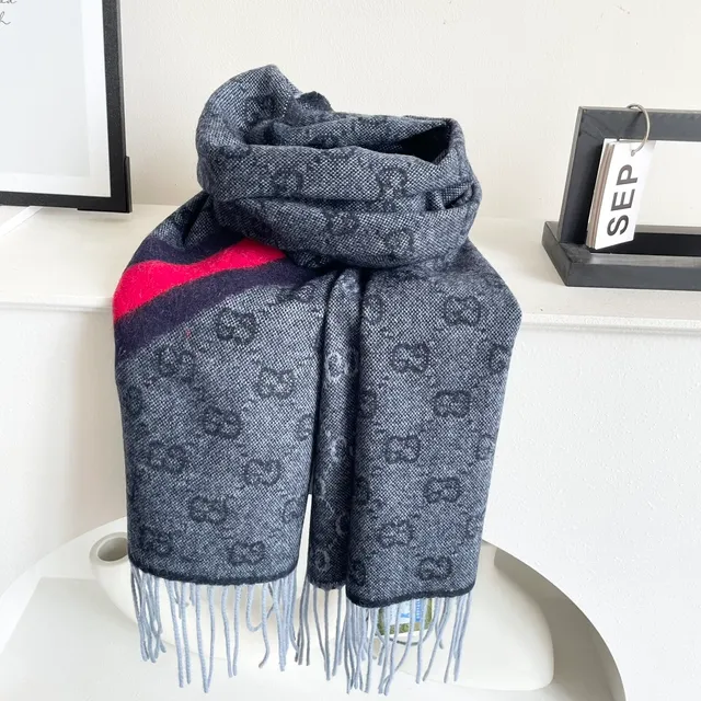 Gucci وشاح كشمير أحمر وأسود نمط مربعات منسوج نسيج صوفي مثل 9