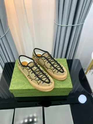 Gucci Rhyton bege monograma lona lifestyle tênis 9