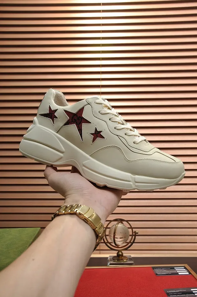 Gucci Rhyton Beige Suela Roja Appliqués Estrella Zapatillas Chunky 7