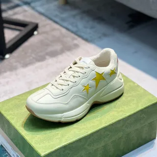 Gucci Screener Beige Amarillo Off-White Cuero Star Appliqués Zapatillas Lifestyle