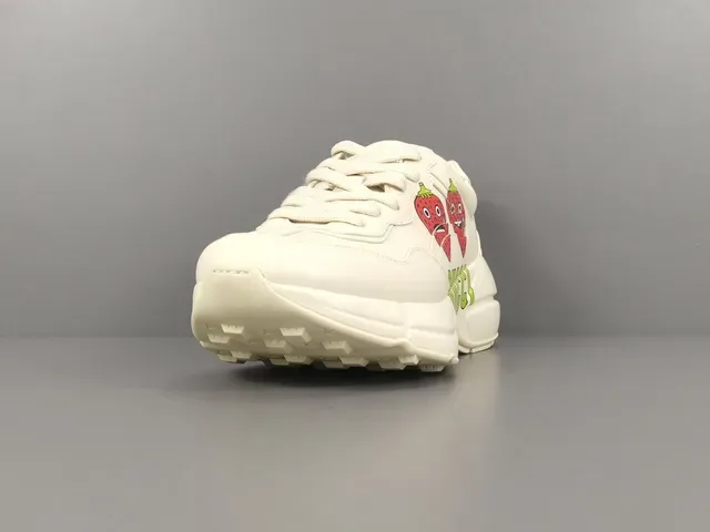 Gucci Screener Fraise Graphique Off-White sneakers lifestyle 12