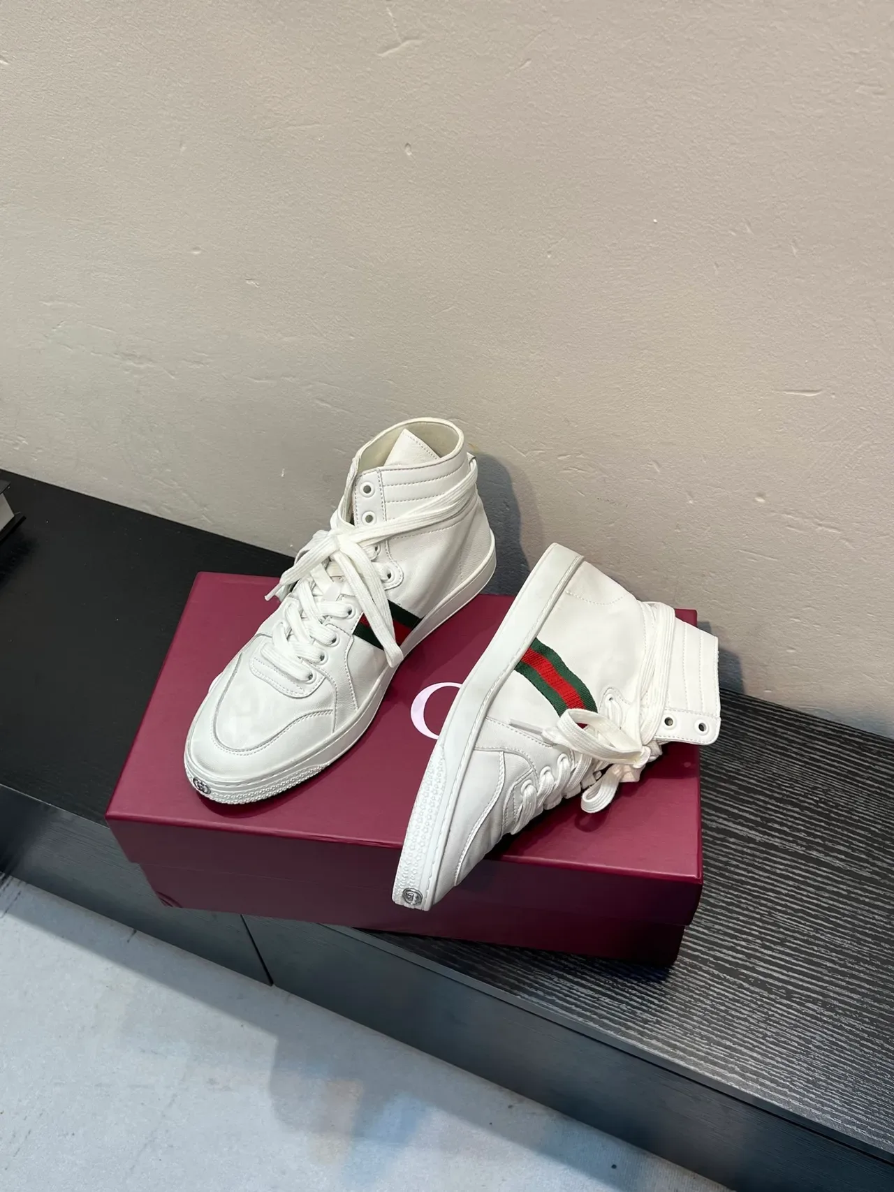 Gucci Screener Blanc Rouge Vert Web Stripe Lifestyle Sneaker 4