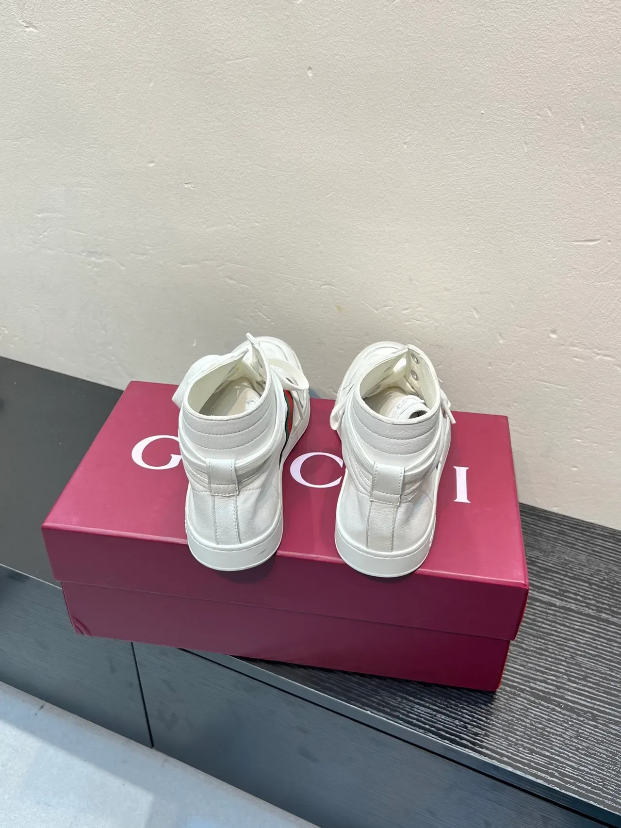 Gucci Screener Blanc Rouge Vert Web Stripe Lifestyle Sneaker 6