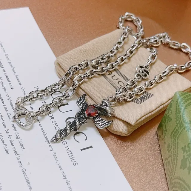 Gucci Argent Chaîne Maillée Poignard Ailé Collier 7