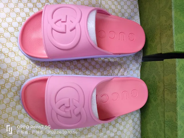 Gucci Slide rosa roxo borracha moldada Interlocking G Logo chinelos 4
