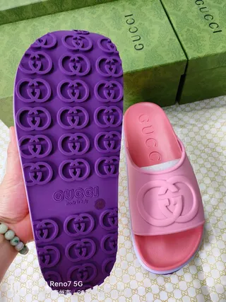 Gucci Slide rosa roxo borracha moldada Interlocking G Logo chinelos 8