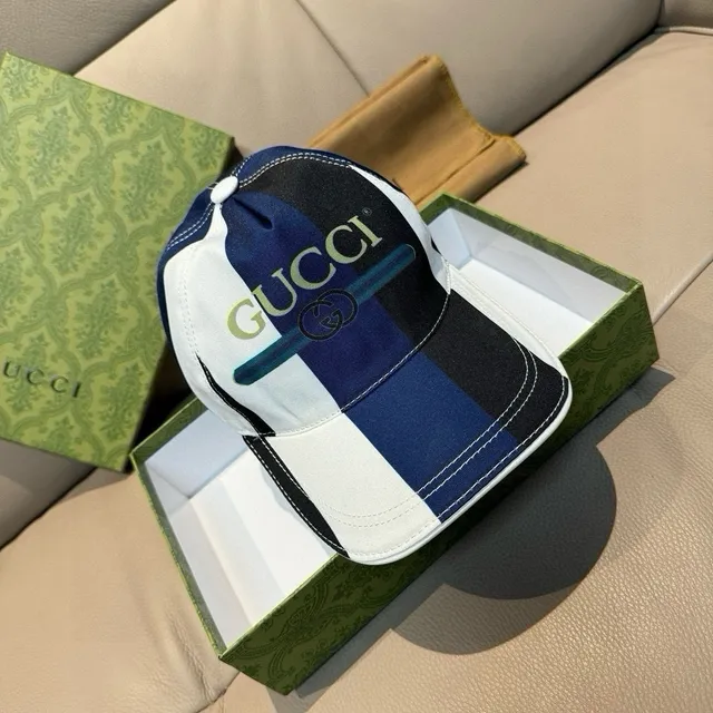 Gucci Boné de beisebol listrado navy e branco 9