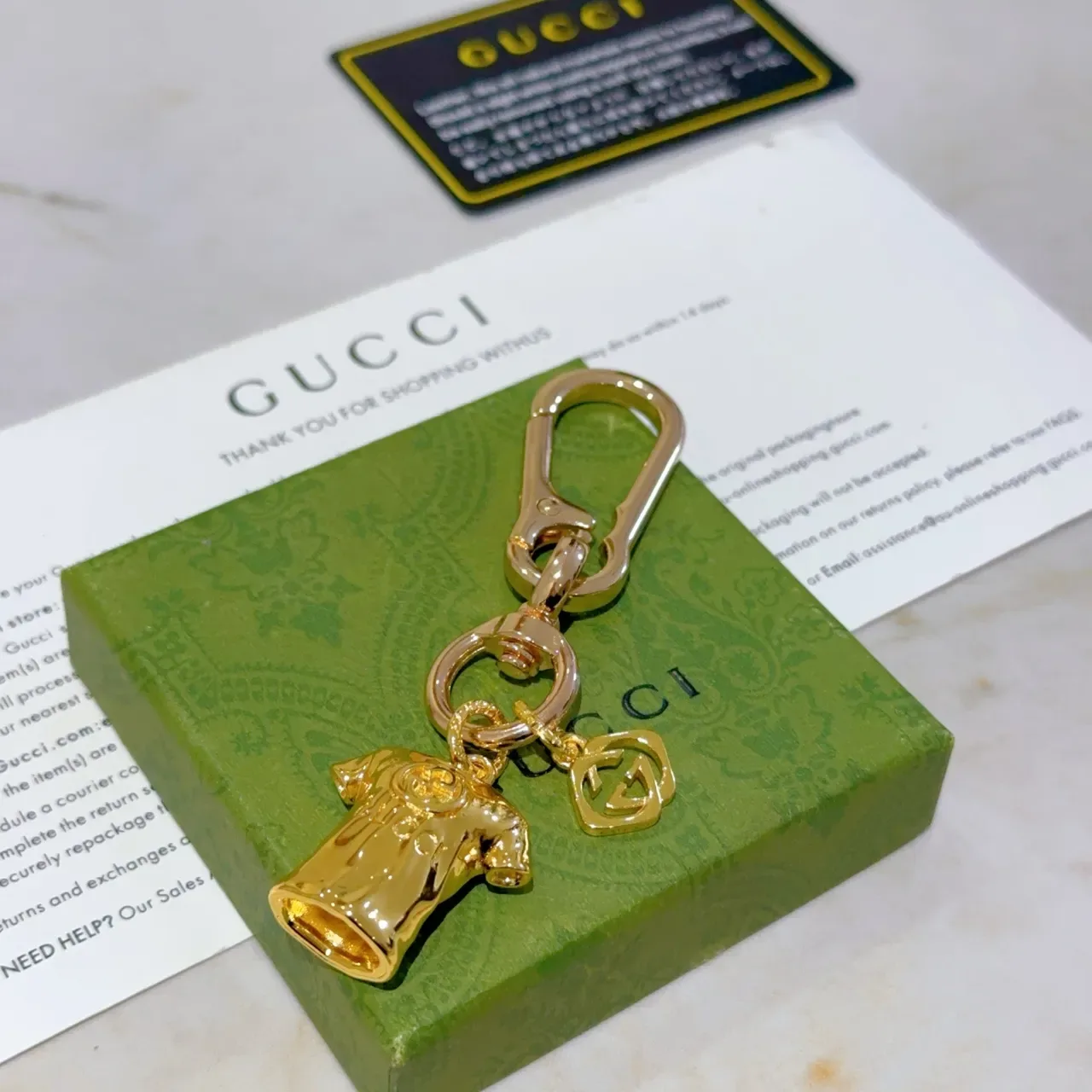 Porta-chaves com Encanto de Camiseta Gucci Ouro Verde Metal Polido Pulseira 5