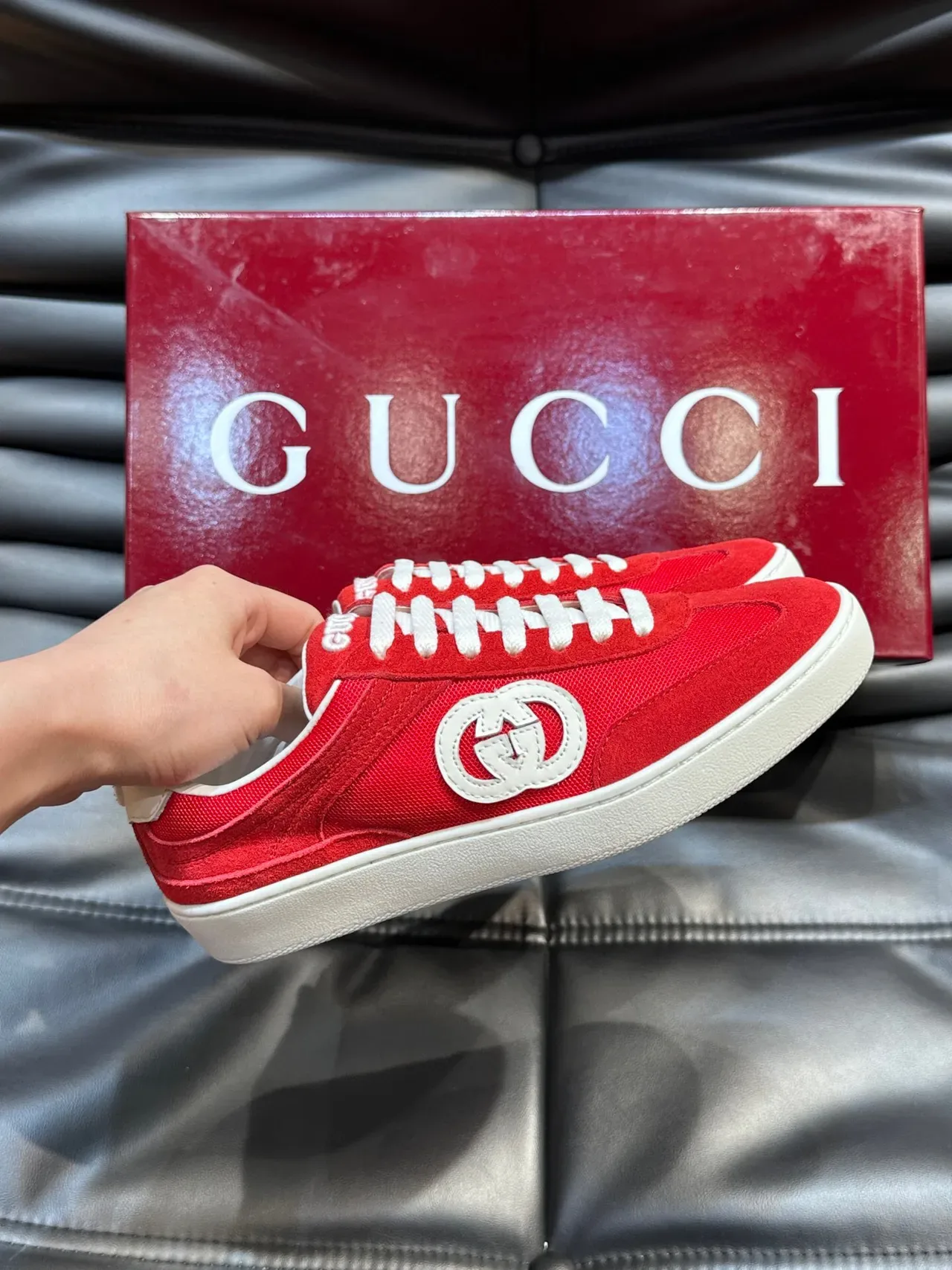 Gucci Tennis 1977 红白 麂皮网面 鞋带 生活方式运动鞋 4