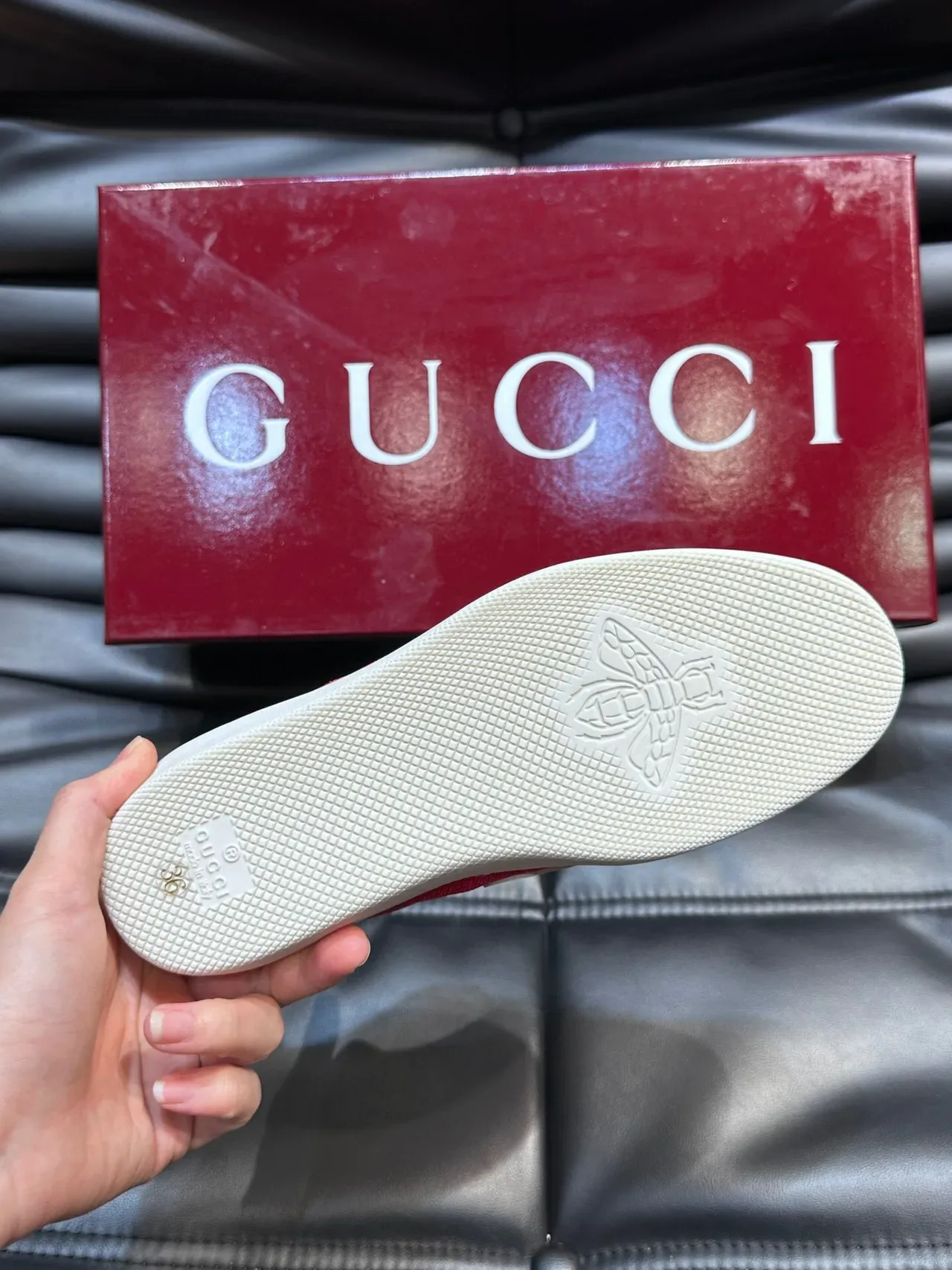 Gucci Tennis 1977 红白 麂皮网面 鞋带 生活方式运动鞋 9