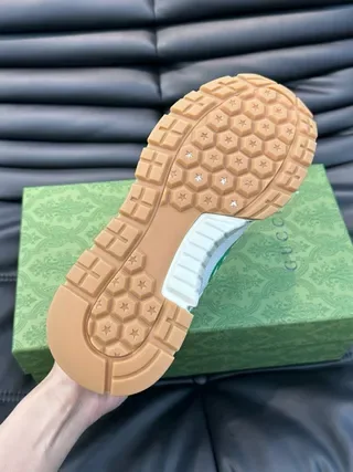 Gucci Tennis 1977 tênis lifestyle branco verde vermelho 2