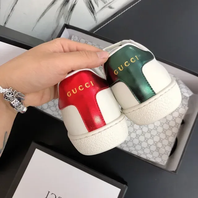 Gucci White Green Leather Low-Top Embroidered Branding Lifestyle Sneakers 3