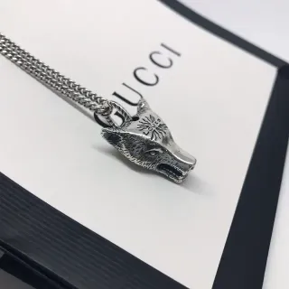 Collier Gucci tête de loup argent