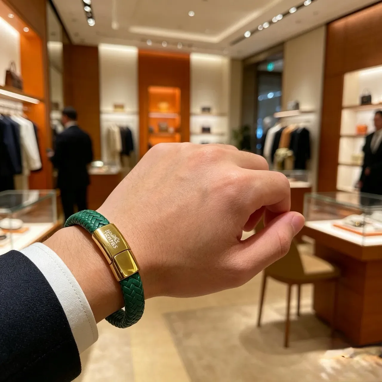 Hermès Braided Green Leather Gold-Tone Clasp Bracelet 8