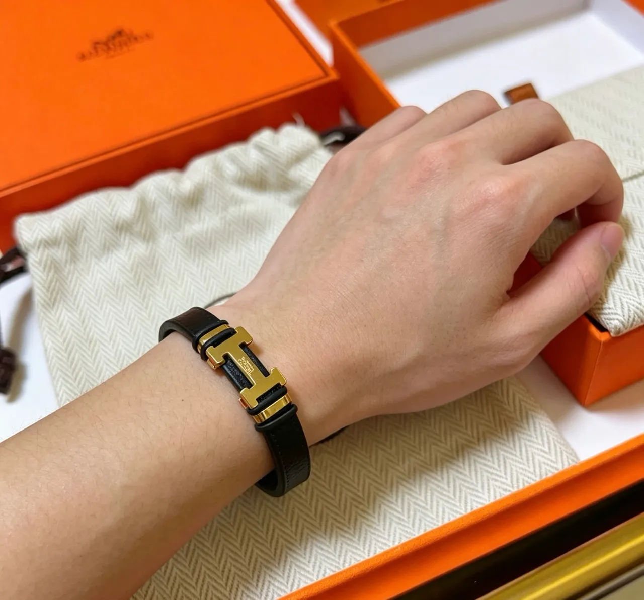 Hermès H-Clasp Black Leather Gold-Tone Bracelet 5