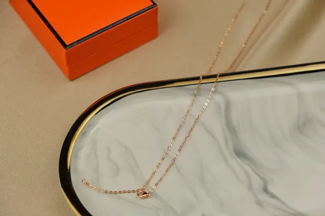 Hermès H सोने का काला पेंडेंट एनामेल इनले नेकलेस 5