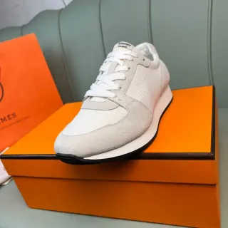 Hermès Lifestyle Sneaker Off-White and Gray Low-Top Sneakers
