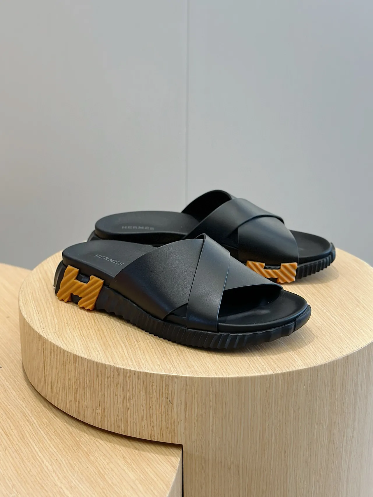 Hermès Oran Black Crisscross Strap Slippers 3