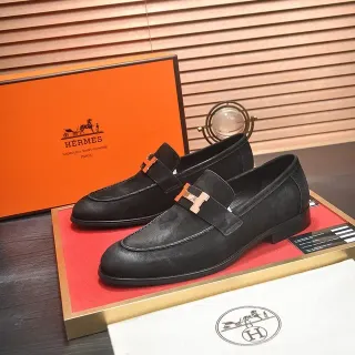Hermès Oran 黑色金色 H-扣带 麂皮绒乐福鞋