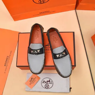Hermès Oran Loafer ধূসর এবং কালো চামড়ার স্লিপ-অন লোফার