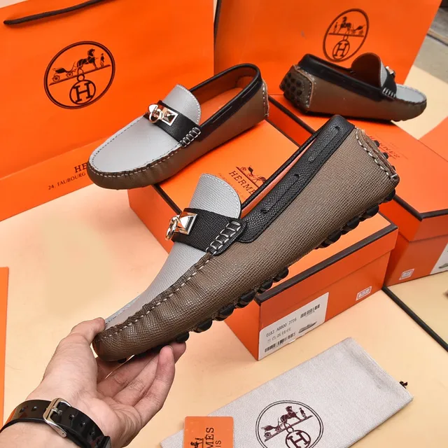 Hermès Oran Loafer أحذية لوفر جلدية رمادية وسوداء تُرتدى بسهولة 8