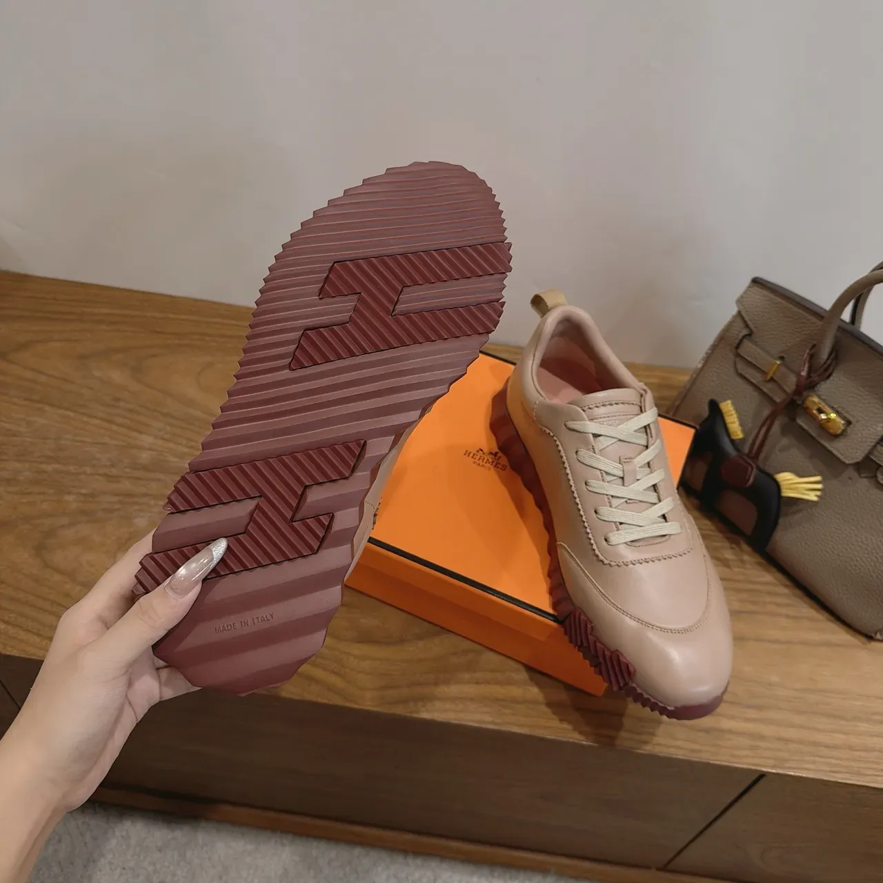 Hermès Oran Sneaker Beige Burgundy Leather Upper Serrated Rubber Sole Lifestyle Sneakers 3