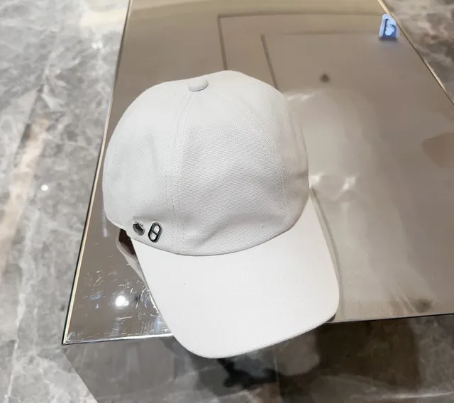 Hermès 白色帆布快扣棒球帽 2