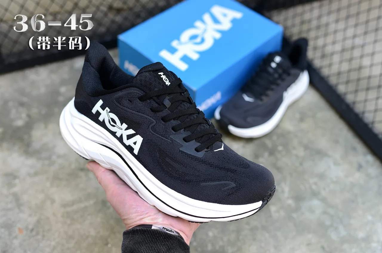 Hoka 黑白 工程针织鞋面 雕塑中底 跑鞋 3