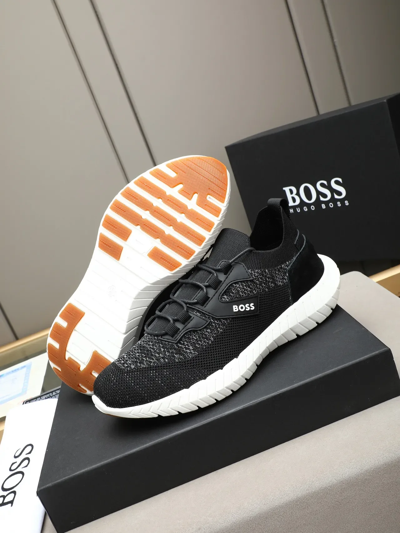 Hugo Boss 黑色针织生活方式运动鞋 5
