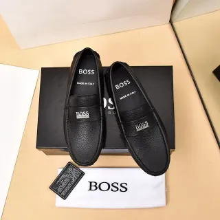 Hugo Boss Mocasin Penny de Cuero Negro Granulado