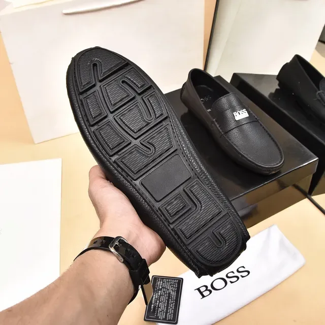 Hugo Boss Mocasin Penny de Cuero Negro Granulado 4