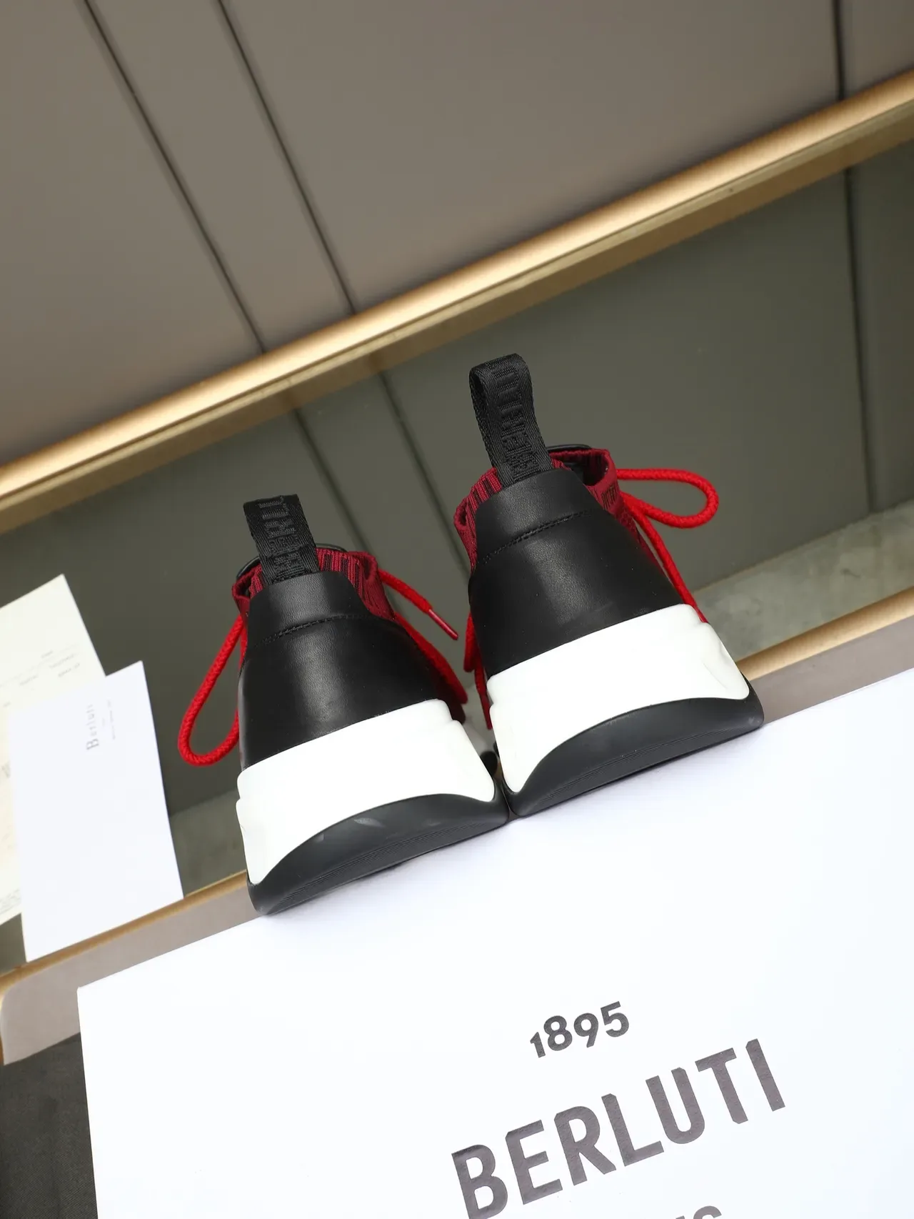 Hugo Boss लाल এবং কালো নিট লাইফস্টাইল স্নিকার 3