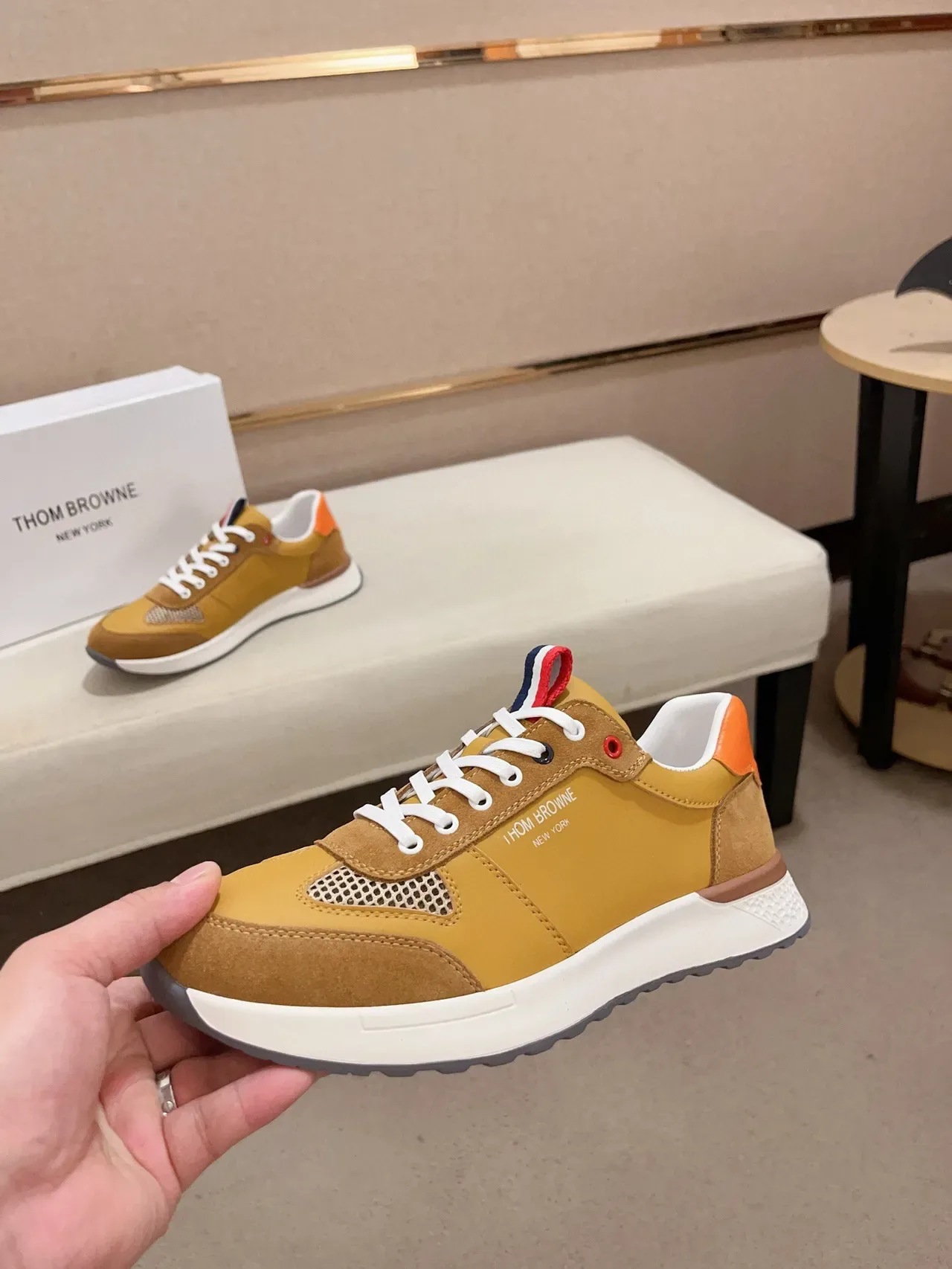 IH NOM UH NIT Mustard and Orange लाइफस्टाइल स्नीकर 3