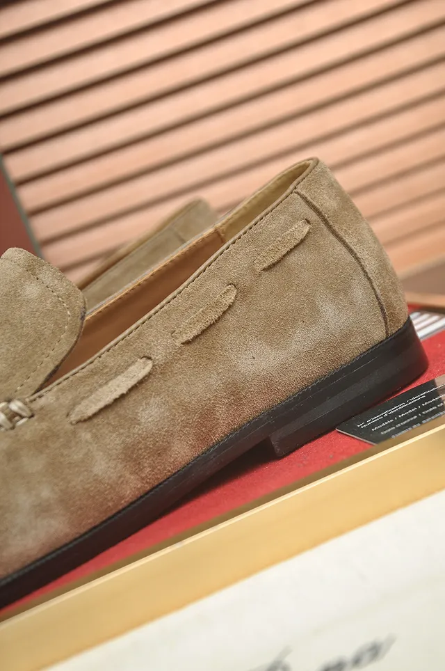 Loro Piana Bege Preto Borla Camurça Superior Loafer 2