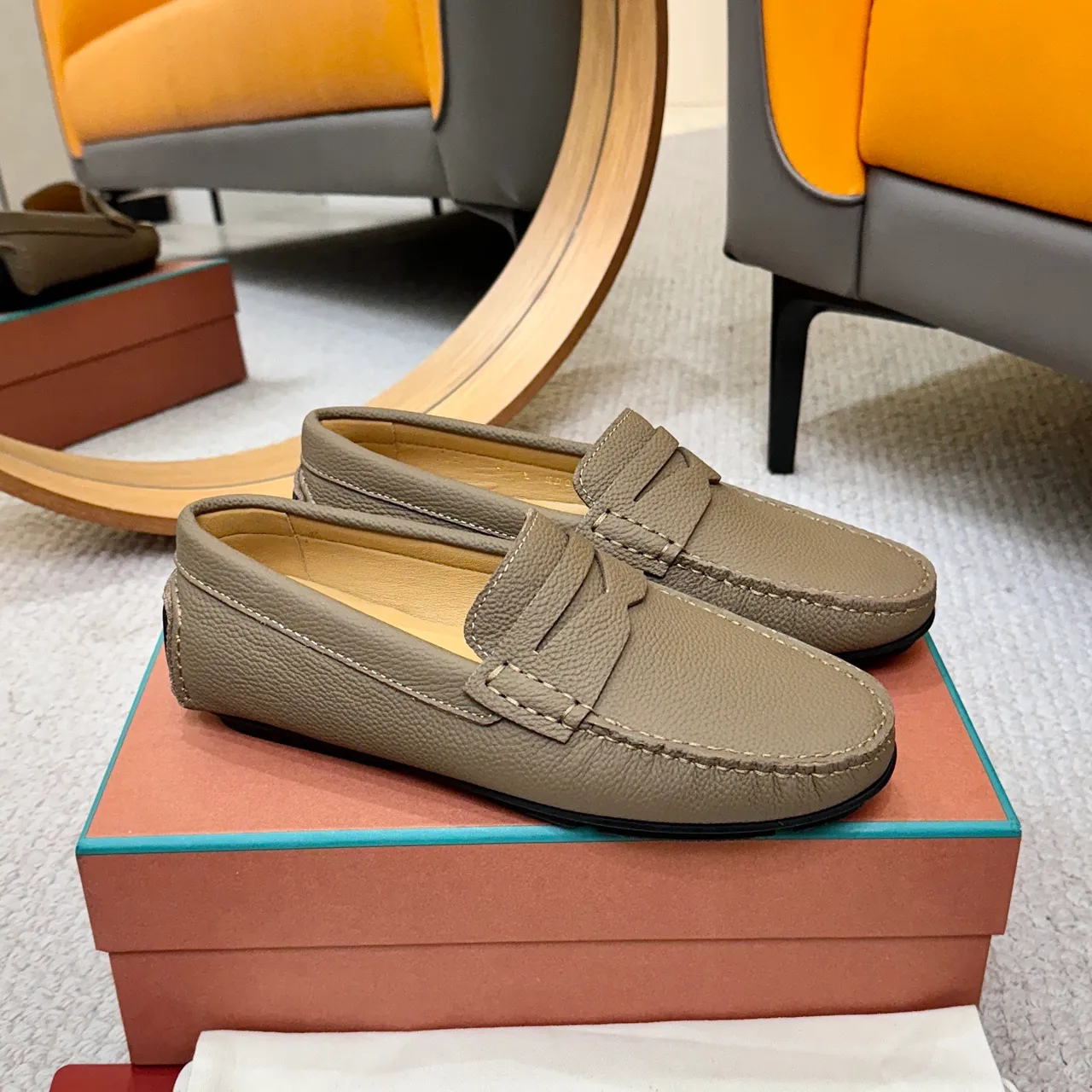 Loro Piana LP Dote Walk 橄榄绿粒面皮革乐福鞋 4