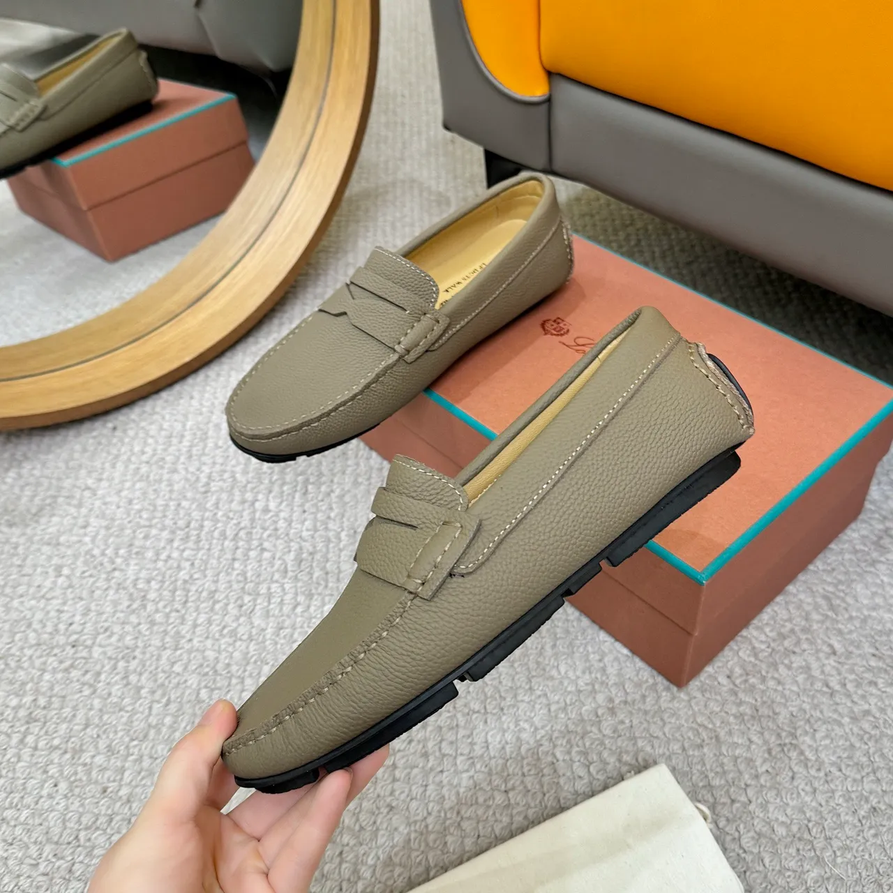 Loro Piana LP Dote Walk 橄榄绿粒面皮革乐福鞋 5