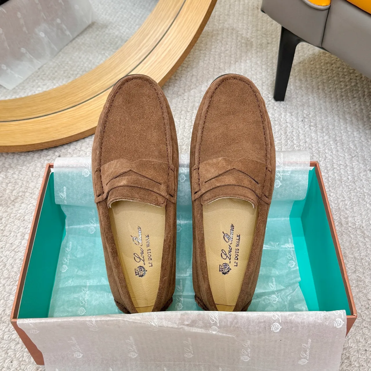 Loro Piana LP Dots Walk Loafers marrones de ante 3