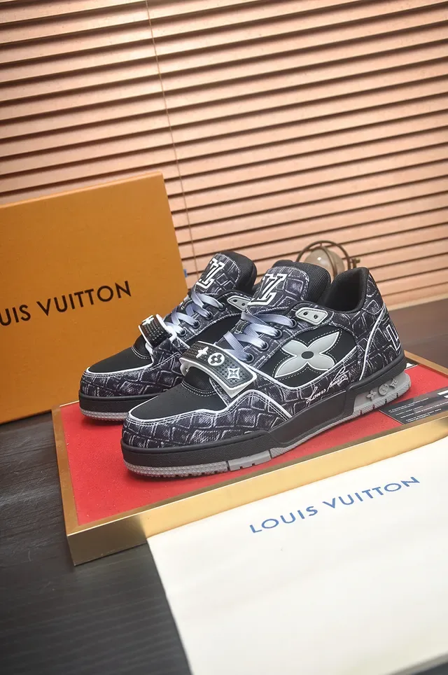 Louis Vuitton Negro Gris Capas Sintéticas Superiores Superposición en X Zapatos Lifestyle 4