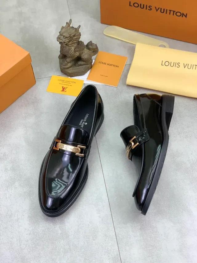 Louis Vuitton Black Patent Leather Buckle Loafer 5