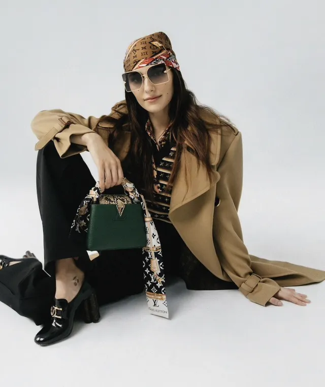 Louis Vuitton Preto e Branco Motivo de Corrente Impresão Monograma Cachecol de Seda 9