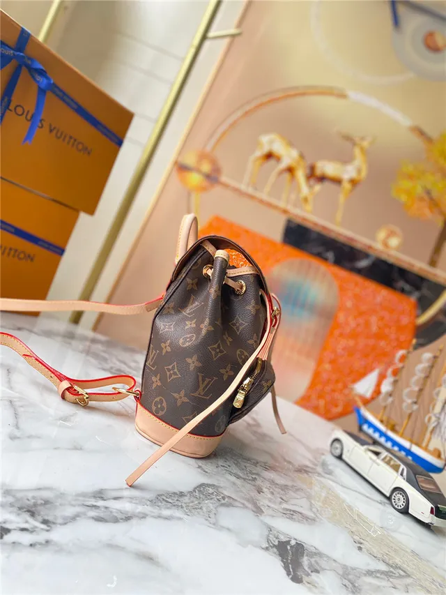 حقيبة ظهر صغيرة Louis Vuitton قماش مونوغرام بني بيج مع إغلاق سحب 9