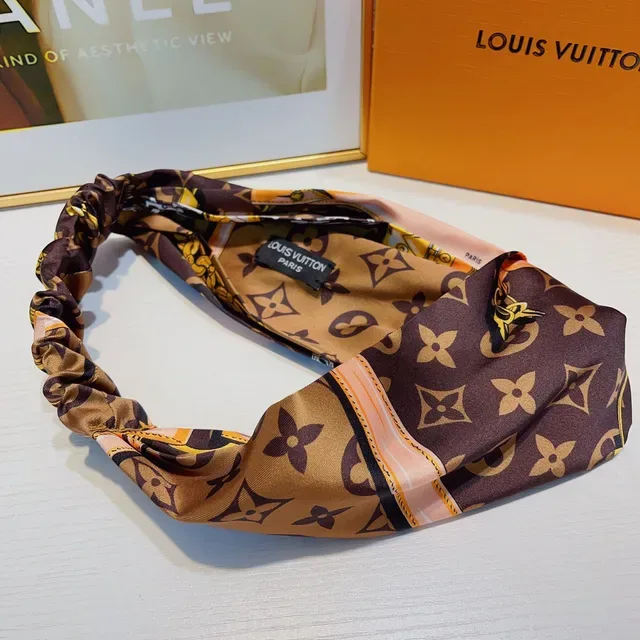Louis Vuitton Bufanda de Seda Marrón Naranja Nudo Trenzado Espalda Elástica 5