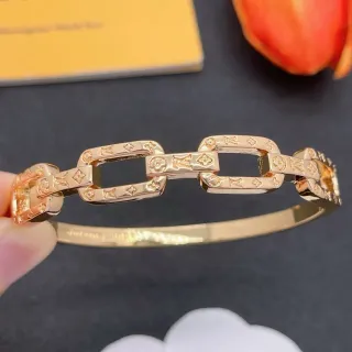 لويس فيتون Chain Reaction Monogram Rose-Gold Tone سوار